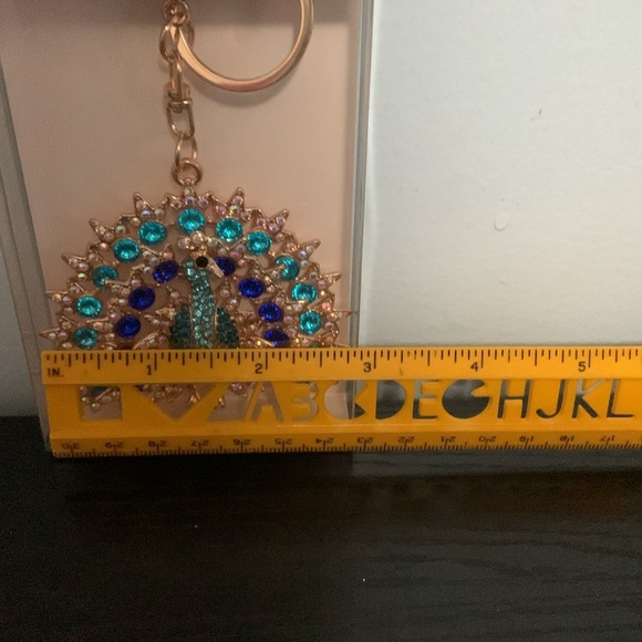 Jeweled Peacock Keychain - Picture 4 of 4
